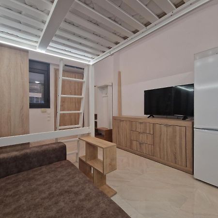 Dimosthenis Skg Apartment Thessaloníki Exteriör bild