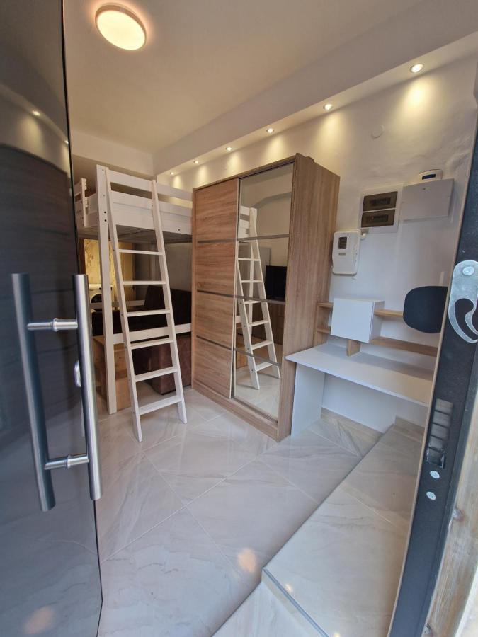 Dimosthenis Skg Apartment Thessaloníki Exteriör bild