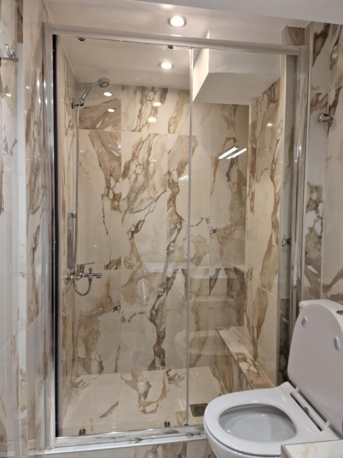Dimosthenis Skg Apartment Thessaloníki Exteriör bild