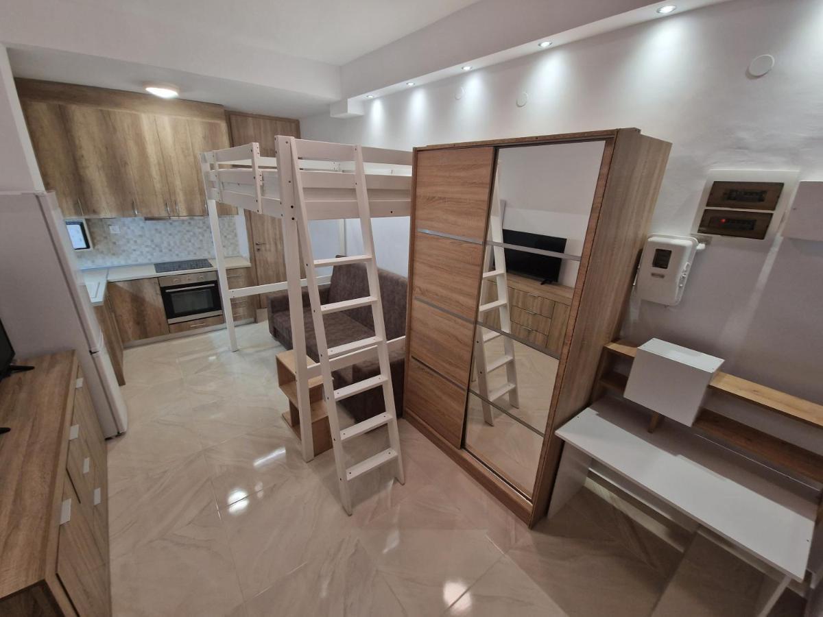 Dimosthenis Skg Apartment Thessaloníki Exteriör bild